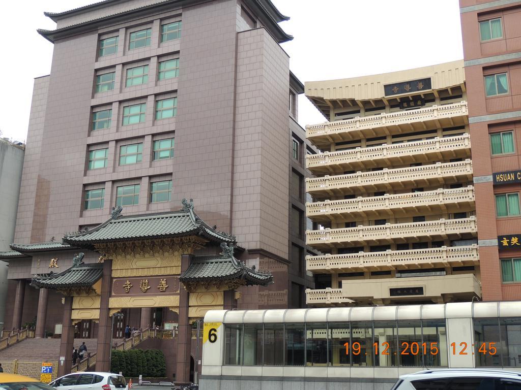 Many Flower Business Hotel Taipei Exterior photo