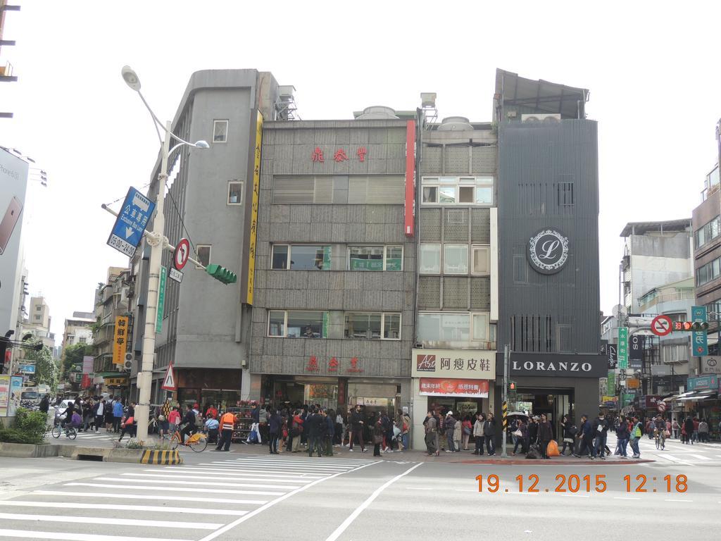 Many Flower Business Hotel Taipei Exterior photo